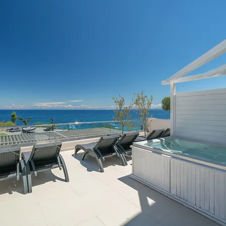 Kymothoe Elite Aparthotel