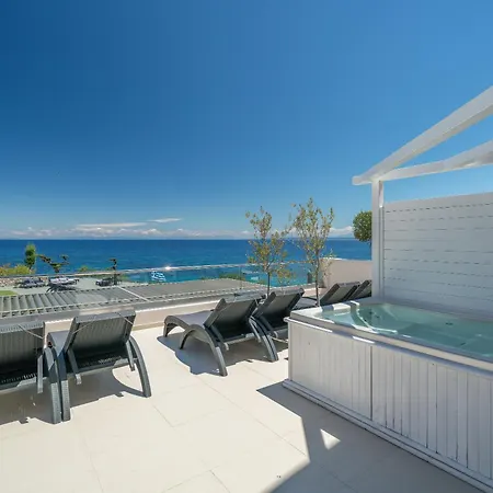Lejlighedshotel Kymothoe Elite