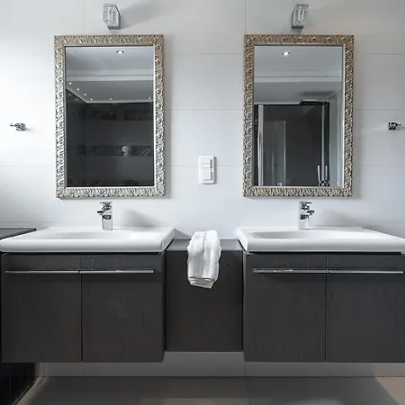 Aparthotel Kymothoe Elite