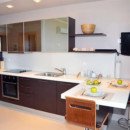 Aparthotel Kymothoe Elite 4*