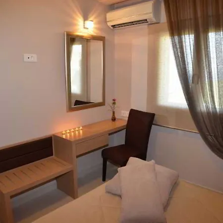 Aparthotel Kymothoe Elite 4*