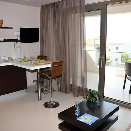 Aparthotel Kymothoe Elite 4*