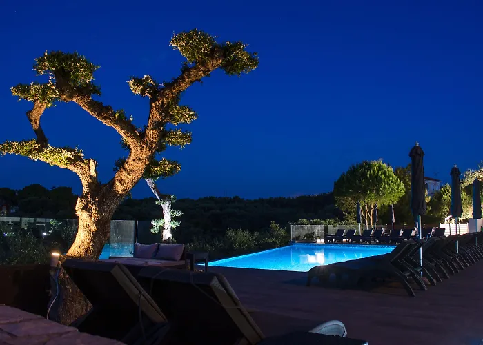 Apartahotel Kymothoe Elite