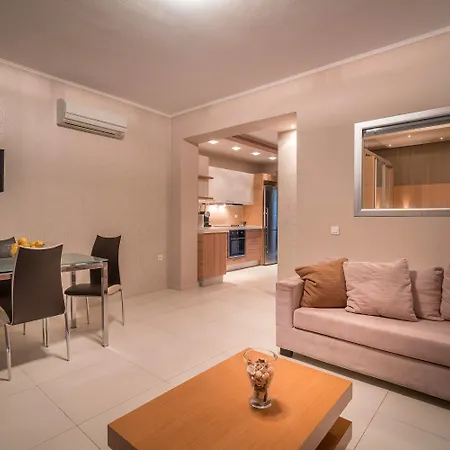 Ξενοδοχείο με διαμερίσματα Kymothoe Elite 4*