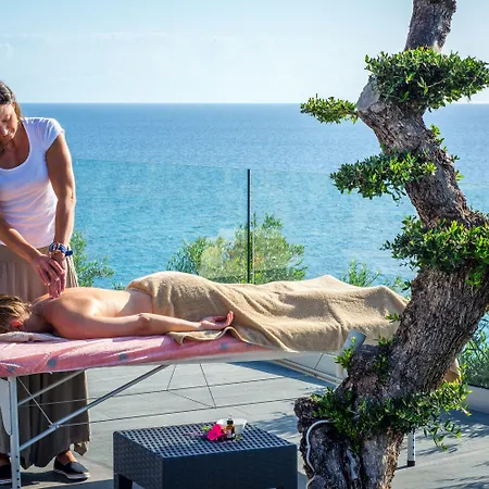 Lejlighedshotel Kymothoe Elite